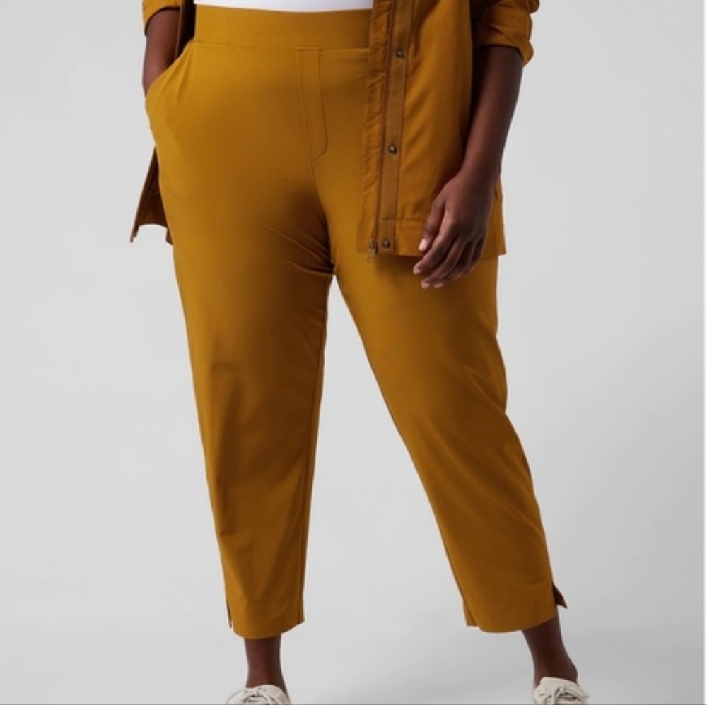 ATHLETA Brooklyn Ankle Pants Brass Yellow Slip on Size 16